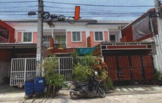 ทรัพย์สถาบันโดย GHB ทาวน์เฮาส์ กิตตินครทาวน์กรีนลาดหวาย