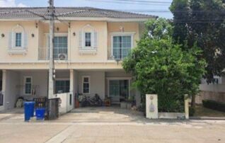 ทรัพย์สถาบันโดย GHB ทาวน์เฮาส์ ดีญ่าทาวน์ลำลูกกา-คลอง 5 (Diya Town Lumlukka-Klong 5)