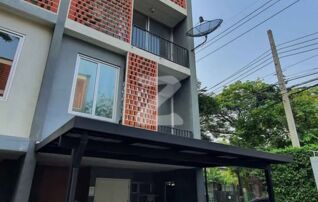 [เจ้าของขายเองครับ] 🚫 ไม่ได้รับเอเจ่นท์ครับ ขาย Townhome ไซมิส บรอทซั่ม แอท แฟชั่น            : เจ้าของขายเอง (งดรับนายหน้า)