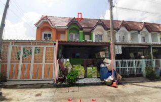 ทรัพย์สถาบันโดย GHB ทาวน์เฮาส์ สวนทิพย์1