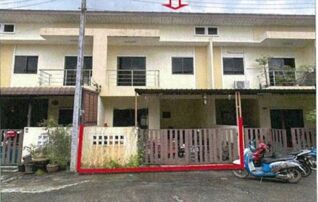 ทรัพย์สถาบันโดย GHB ทาวน์เฮาส์ ทองสิริ