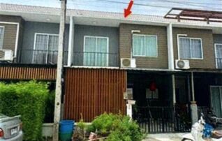 ทรัพย์สถาบันโดย GHB ทาวน์เฮาส์ เดอะคัลเลอร์รังสิต-คลอง 4