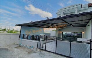 ทรัพย์สถาบันโดย GHB ทาวน์เฮาส์  ไทรน้อย นนทบุรี