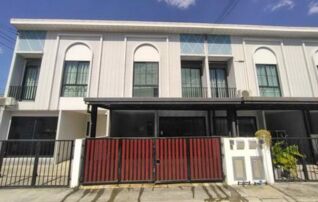 ทรัพย์สถาบันโดย GHB ทาวน์เฮาส์ ชีวาโฮม กรุงเทพ-ปทุม (Chewa Home Krungthep-Pathum)