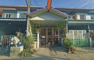 ทรัพย์สถาบันโดย GHB ทาวน์เฮาส์ ฉัตรไพลิน ลาดหลุมแก้ว (Chatrapailin Latlumkaew)