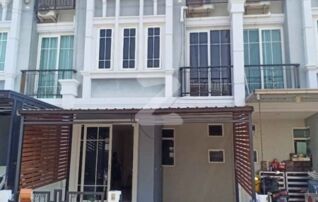 📣ขายด่วน❗ทาวน์โฮม 2 ชั้น โครงการโกลเด้น ทาวน์ 3 ลาดพร้าว เกษตรนวมินทร์ ซ.นวมินทร์ 42 เเยก 27 ใกล้ทางด่วน, ใกล้ห้าง, ใกล้โรงพยาบาล (FOR SALE) : เจ้าของขายเอง (งดรับนายหน้า)
