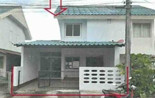 ทรัพย์สถาบันโดย GHB บ้านแฝด ซอยหมู่บ้านเอื้ออาทร ถนนสายโรงอิฐเก่า-บ้านเข