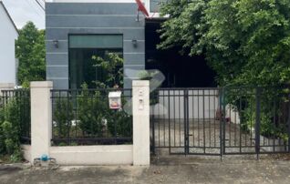 🏡 ขายทาวน์โฮม 2 ชั้น หมู่บ้านเดอะวิลล่า รามคำแหง-สุวรรณภูมิ รามคำแหง 174 (PROPERTY PERFECT) 🙋🏻♀️เจ้าของขายเอง 📐เนื้อที่ 20.9 ตรว. (หลังมุม) : เจ้าของขายเอง (งดรับนายหน้า)