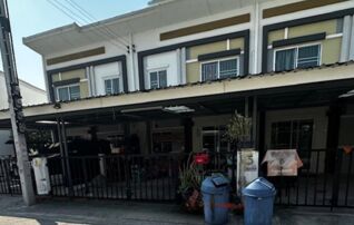 ทรัพย์สถาบันโดย GHB ทาวน์เฮาส์ ไลโอบลิสช์รัตนาธิเบศร์-บางใหญ่