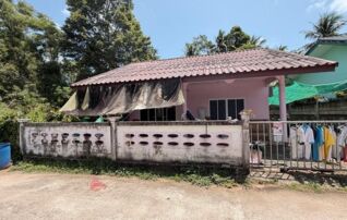 ทรัพย์สถาบันโดย GHB บ้านเดี่ยว ซอยเทศบาล 11 ถนนสายหลังสวน-ปากน้ำ