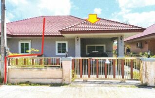 ทรัพย์สถาบันโดย GHB บ้านแฝด นาบุญวิวล่า 4