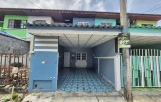ทรัพย์สถาบันโดย GHB ทาวน์เฮาส์ ฉัตรไพลิน ลาดหลุมแก้ว (Chatrapailin Latlumkaew)