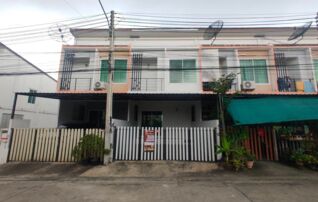 ทรัพย์สถาบันโดย JAM ทาวน์เฮาส์ สมาร์ทแลนด์ (Smartland Newstyle Nongkangpla-Pluakdaeng)