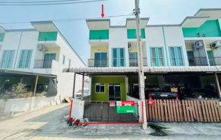 ทรัพย์ธนาคารโดย KASIKORNBANK ทาวน์เฮาส์ ซอยภายในโครงการ ถนนมิตรภาพ (ชบ.3057)