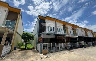 Owner Post / ยินดีรับเอเจนท์ ขายทาวน์โฮมหลังริม ในโครงการ Golden Town วัชรพล - สุขาภิบาล 5 ใกล้ทางด่วนรามอินทรา-อาจณรงค์ (เพียง 1.8 km.) : เจ้าของขายเอง (งดรับนายหน้า)