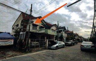 ทรัพย์สถาบันโดย GHB ทาวน์เฮาส์ใกล้ BTS พหลโยธิน 59 สวนทองวิลล่า 1