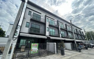 ทรัพย์สถาบันโดย JAM ทาวน์เฮาส์ใกล้ MRT บางรักใหญ่ บ้านกลางเมือง ราชพฤกษ์-รัตนาธิเบศร์ (Baan Klang Muang Ratchaphruek-Rattanathibet)