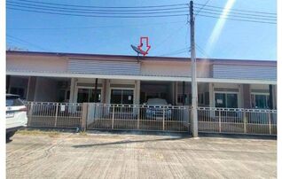 ทรัพย์สถาบันโดย GHB ทาวน์เฮาส์ Smile house (Smile House)