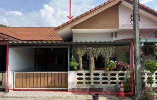 ทรัพย์สถาบันโดย GHB ทาวน์เฮาส์ ถนนคลองแห-คูเต่า