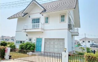 ทรัพย์สถาบันโดย GHB บ้านเดี่ยว เดอะ คลิฟฟอร์ด