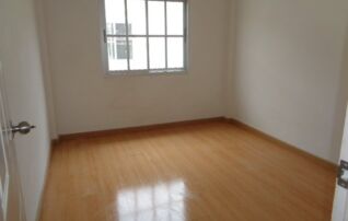 ทรัพย์ธนาคารโดย SCB ทาวน์เฮาส์ นราวัลย์.