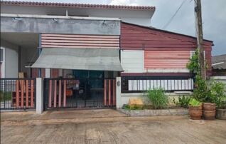 ทรัพย์สถาบันโดย GHB ทาวน์เฮาส์ รัษฎาธานี