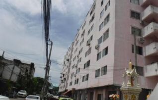 ทรัพย์ธนาคารโดย GHB คอนโด อินทราวิวคอนโดทาวน์ (Intraview Condotown)