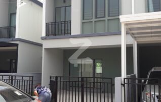 บ้านทาว์นเฮาส์ ให้เช่า เจ้าของบ้านปล่อยเอง : เจ้าของให้เช่าเอง (งดรับนายหน้า)