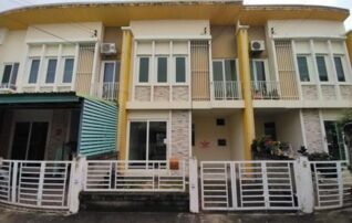 ทรัพย์ธนาคารโดย GHB ทาวน์เฮาส์ โกลเด้น ทาวน์ 2 ปิ่นเกล้า-จรัญสนิทวงศ์ (Golden Town 2 Pinklao-Charansanitwong)