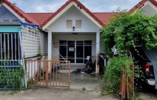 ทรัพย์สถาบันโดย ธอส. ทาวน์เฮาส์ เพชรดี