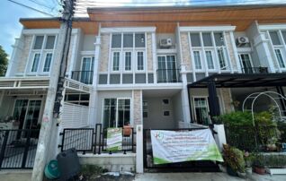 ทรัพย์สถาบันโดย JAM ทาวน์เฮาส์ โกลเด้น ทาวน์ รามอินทรา-วงแหวน (Golden Town Ramintra-Wongwaen)