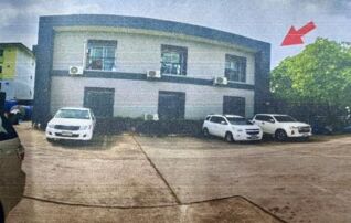 ทรัพย์สถาบันโดย GHB คอนโด เพชรฤดีคอนโดมิเนียม (Petchruedee Condominium)