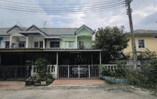 ทรัพย์สถาบันโดย GHB ทาวน์เฮาส์ อยู่เจริญ 3