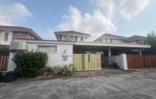 ทรัพย์สถาบันโดย GHB บ้านแฝด บ้านกลางสวน ตลาดโรงโป๊ะ (Baan Klang Suan)