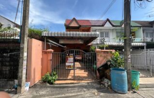 ทรัพย์สถาบันโดย JAM ทาวน์เฮาส์ สันติสุข