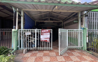 ทรัพย์สถาบันโดย JAM ทาวน์เฮาส์ รุ่งเรืองเฮ้าส์ 1 (Roong Rueang House 1)