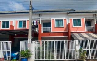 ทรัพย์สถาบันโดย GHB ทาวน์เฮาส์ กิตตินครกรีนทาวน์ (Kittinakorn Green Town)