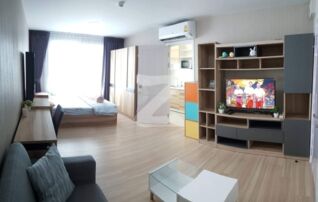 พลัมคอนโด พหลโยธิน 89 ขนาดห้อง 28.27 ตรม.
Fully Furnished ตกแต่งด้วย SB เฟอร์นิเจอร์ ติดตั้งผ้าม่านทึบแสงพร้อมผ้าโปร่งปักลาย