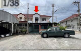 ทรัพย์สถาบันโดย GHB ทาวน์เฮาส์ วัชระธานี