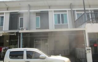 ทรัพย์สถาบันโดย GHB ทาวน์เฮาส์ พฤกษาวิลล์ 111 รังสิต-ซ.เวิร์คพอยท์ (Pruksa VIlle 111 Rangsit-Soi Workpoint)