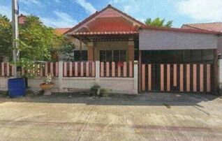 ทรัพย์สถาบันโดย GHB บ้านแฝด พัฒนานิคม ลพบุรี