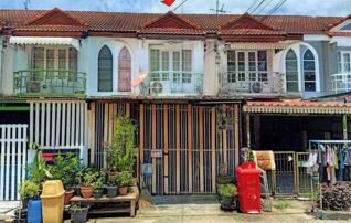 ทรัพย์สถาบันโดย GHB ทาวน์เฮาส์  บางบัวทอง นนทบุรี