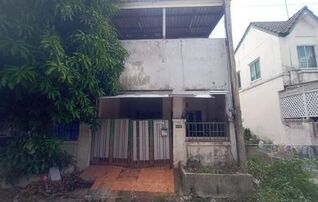 ทรัพย์สถาบันโดย GHB ทาวน์เฮาส์  คลองหลวง ปทุมธานี