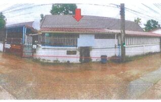 ทรัพย์สถาบันโดย GHB บ้านแฝด ชิดชล เฟส9