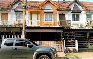 ทรัพย์สถาบันโดย GHB ทาวน์เฮาส์ นครทองปาร์ควิว
