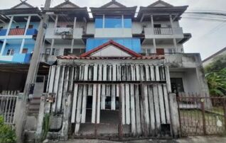 ทรัพย์สถาบันโดย GHB ทาวน์เฮาส์  ลาดหลุมแก้ว ปทุมธานี