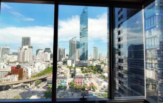 Owner post, agents are welcomed. 2 Bedrooms 2 Bathrooms, Size 79 sq.m for Rent at M Silom condominium. Nice city view : เจ้าของให้เช่าเอง (งดรับนายหน้า)