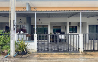 ทรัพย์สถาบันโดย JAM ทาวน์เฮาส์ เดอะ เน็กซ์ วิลเลจ 2 บ่อวิน-สะพานสี่ (The Next Village 2 @Bowin-Saphan Si)
