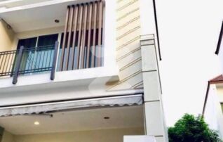 (เจ้าของขายเอง)บ้านกลางเมือง Urbanion เกษตรนวมินทร์ 2 ซอยลาดปลาเค้า 79 แบบบ้าน Privativo ( Garden view penthouse) : เจ้าของขายเอง 
