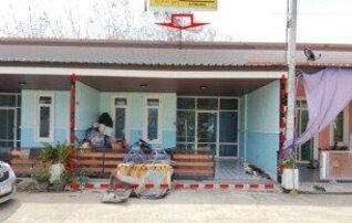 ทรัพย์สถาบันโดย GHB ทาวน์เฮาส์ ถนนสายบ้านม่วง - เขารัก
